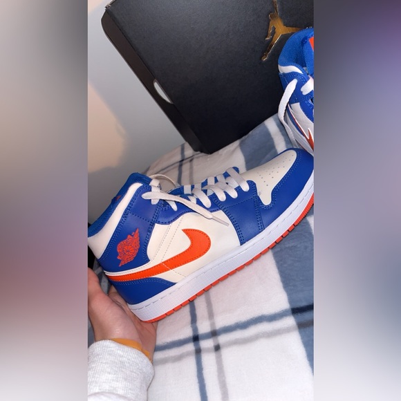 Jordan 1 Mid, size 8.5, stock x verified. - Picture 2 of 7